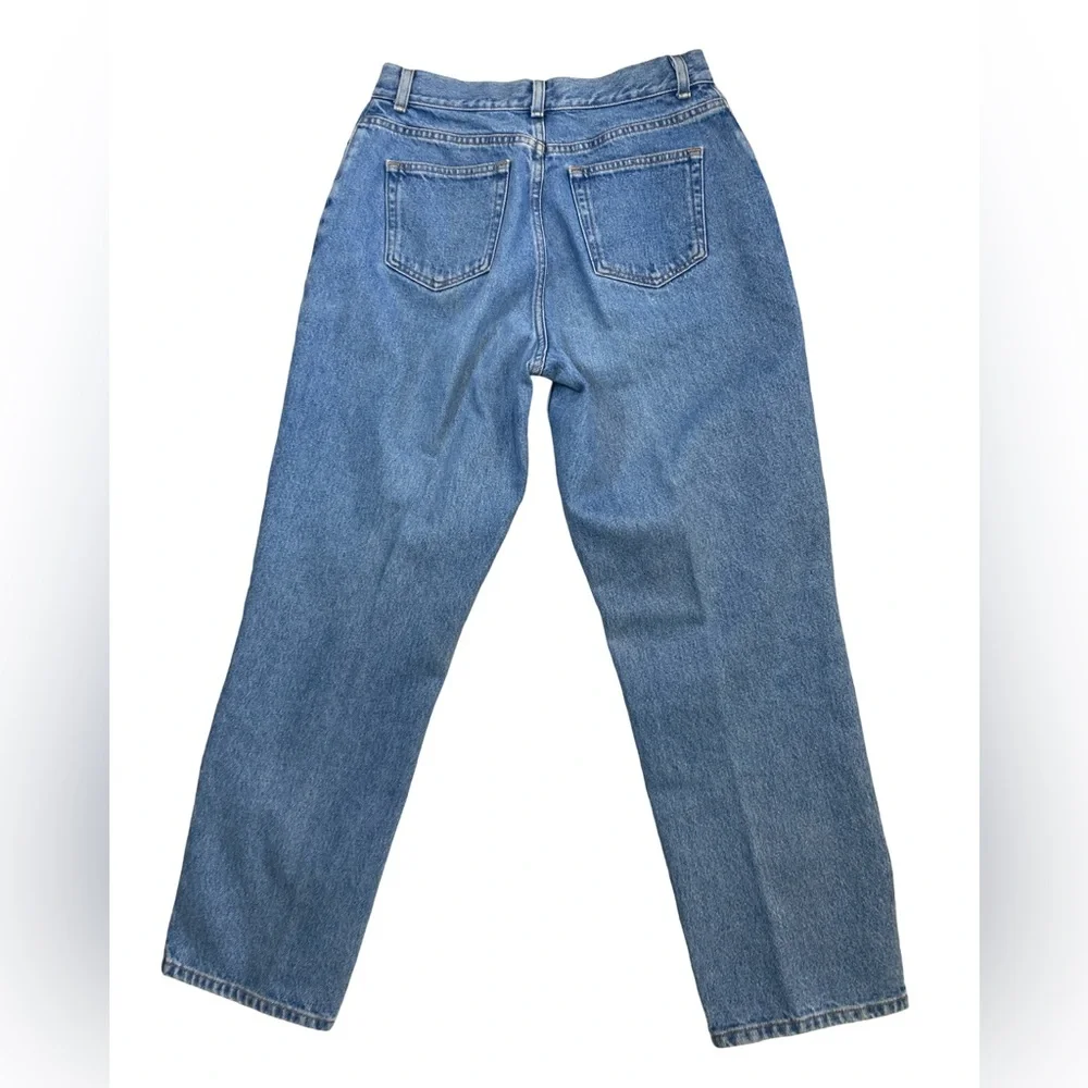 L.L.Bean Classic Fit Curvy High Rise Mom Jeans Light‎ Wash Size 10 Straight Leg